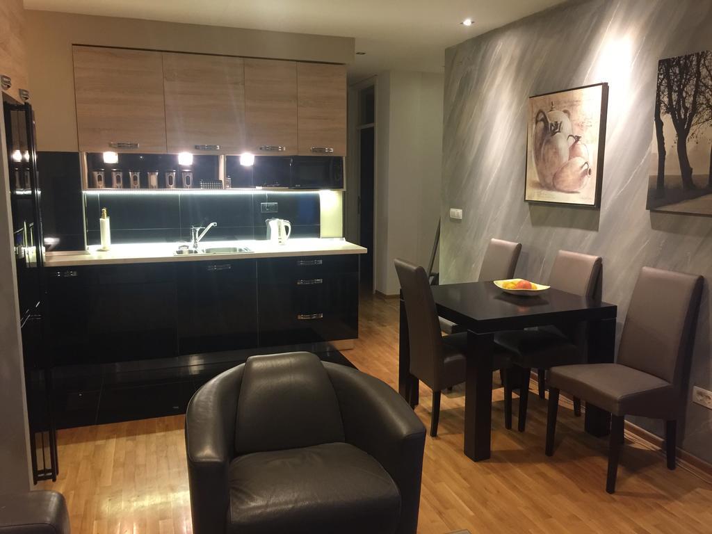 Lovely Apartment Белград Екстериор снимка